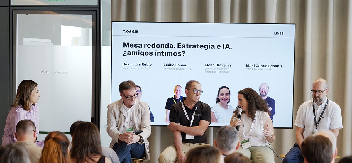 estrategia-e-IA-amigos-intimos